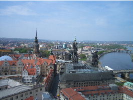 Billigurlaub Städtereisen Blick vom Turm Frauenkirche.JPG 
